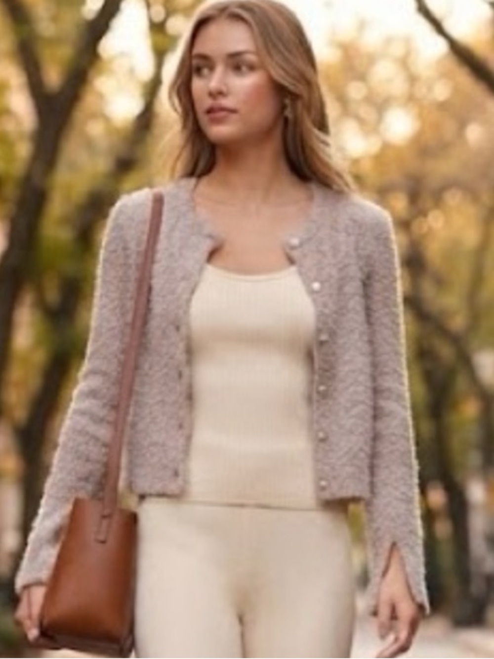 Jessica Simpson - ❤️ Heart Buttons Cozy Cropped Bouclé Cardigan Sweater -Beige